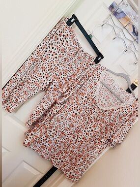 Catherine Malandrino Cream & Blush Leopard Print Top